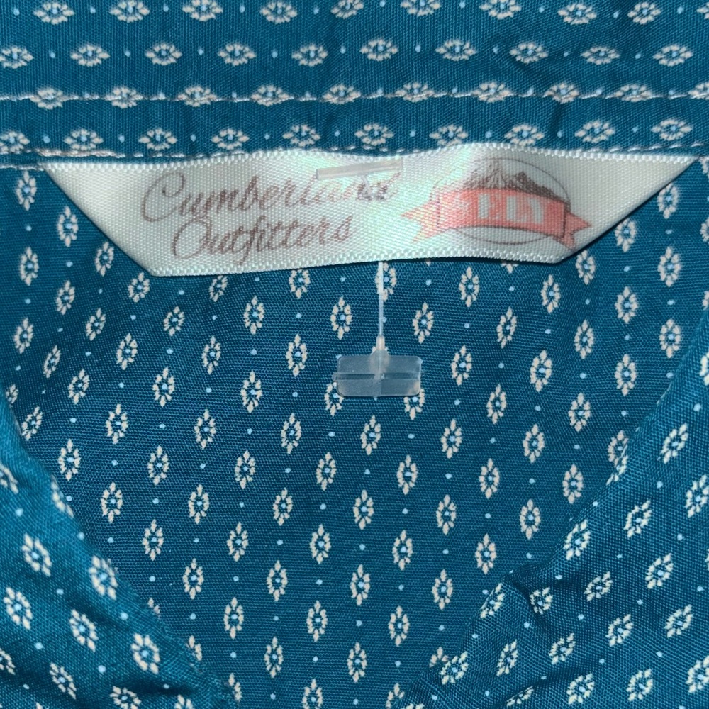 Cumberland Outfitters Pearl Snap Western Cowgirl Shirt. Girls Large - Picture 6 of 7